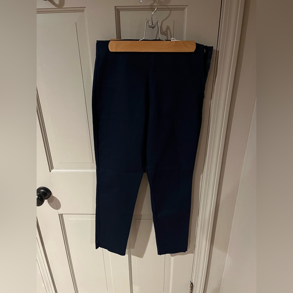 Old navy pixie cut khakis